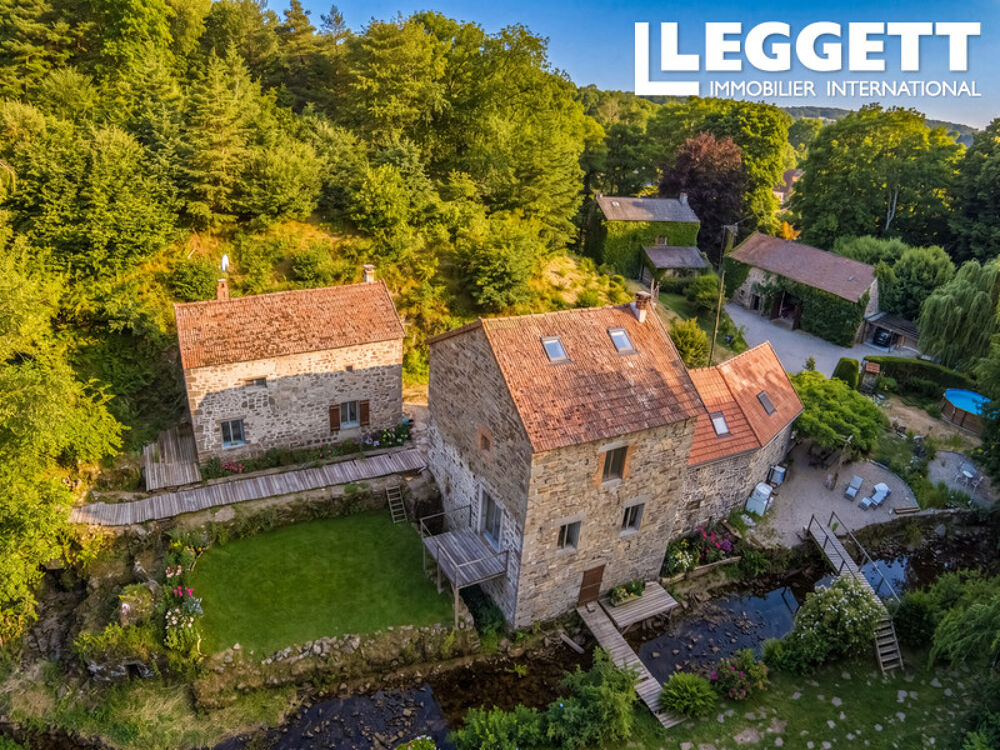 Maison 10 pièces 312 m² · à Aubusson · 312 m² · 499 900 €