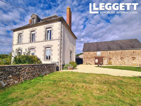   Maison de matre a St Denis de Gastines avec dpendance et 5400m2 de terrain. Maison - 6 pice(s) - 130 m