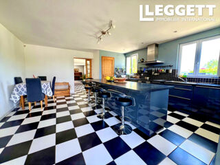  Maison à vendre 12 pièces 373 m²