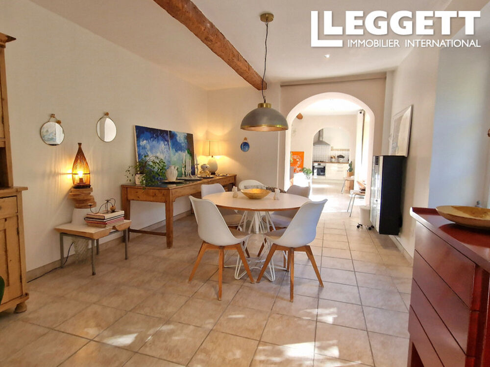 Vente Maison Magnifique Domaine en pierre avec trois gîtes indépendants, dépendances, jardins et piscine. Carcassonne