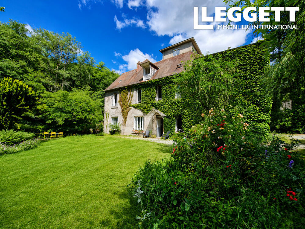 Maison 11 pièces 330 m² · à Aubusson · 330 m² · 318 000 €