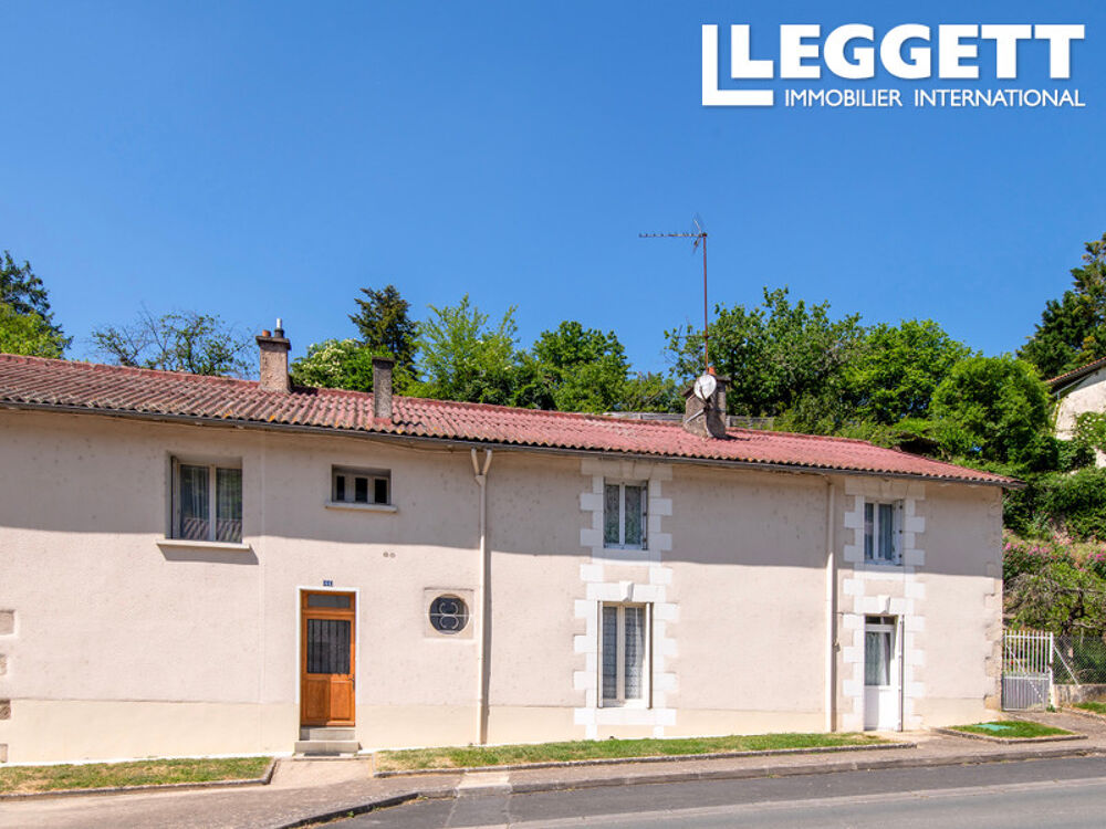 Vente Maison Maison XIXe avec 4 chambres, garage, double accès et fort potentiel aux portes de Poitiers Croutelle