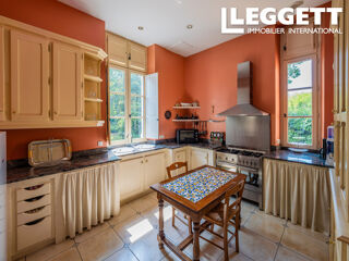  Maison à vendre 13 pièces 352 m²