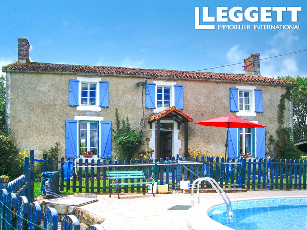 Vente Maison Ancienne ferme avec piscine et dépendances, au calme en pleine campagne Vernoux-en-gÂtine
