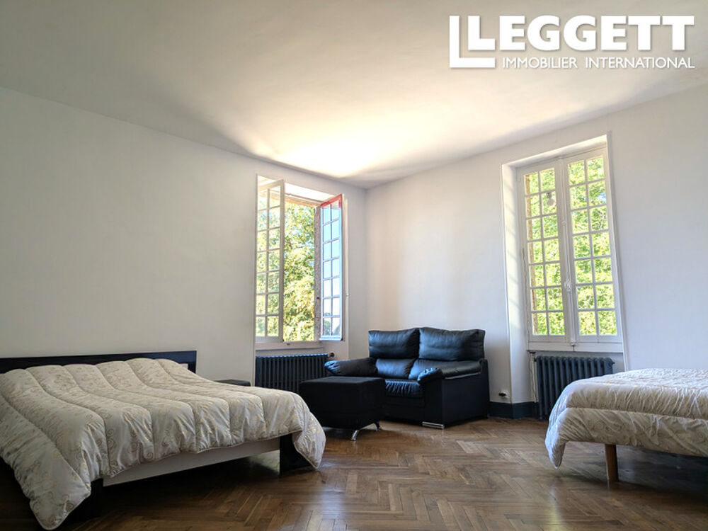 à vendre  Propriété/château Saint-Pierre-de-Trivisy (81330)