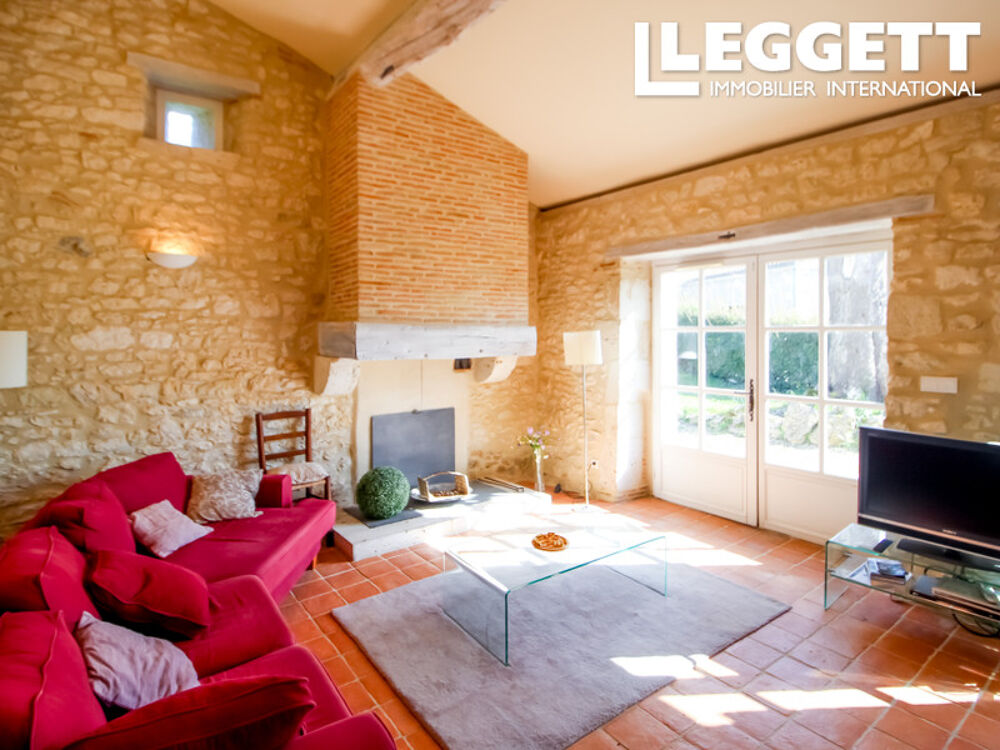 Vente Maison Maison en pierre rénovée clé en main avec jardin et potentiel piscine au c?ur du Périgord Pourpre Gageac-et-rouillac