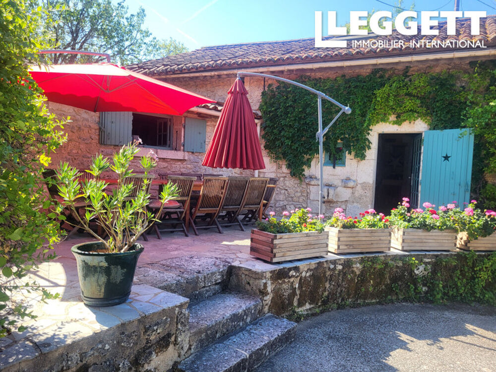 Vente Maison Belle propriété en pierre, pleine de caractère et de charme, avec une vue magnifique, une piscine, un jardin e Quinsac