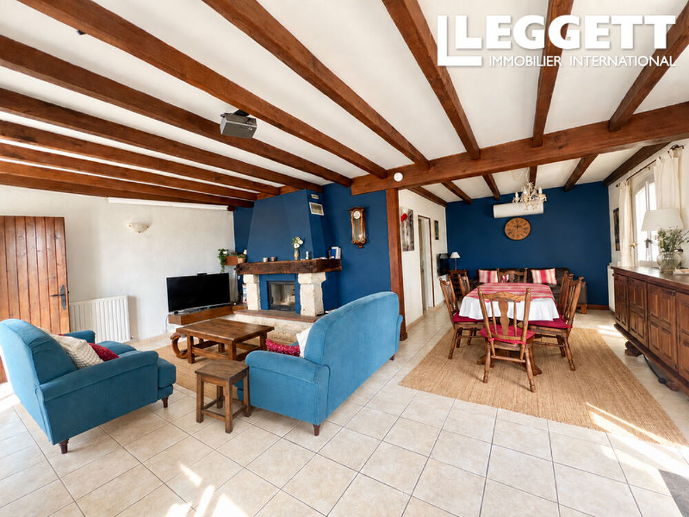 Vente Maison Charmante maison périgourdine de 4 chambres avec beau jardin, vue et grand garage double, proche des commodité Saint-antoine-de-breuilh