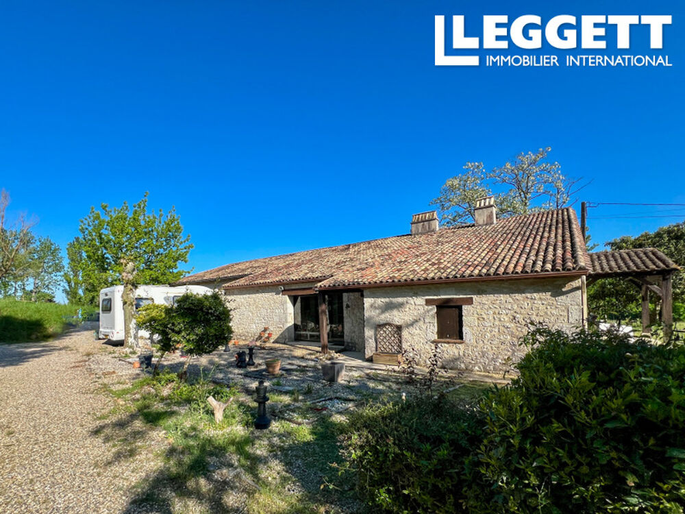 Vente Maison Magnifique propriété en pierre offrant vue panoramique  360°, terrain de 2,9 hectares,  piscine ,double garage Eymet