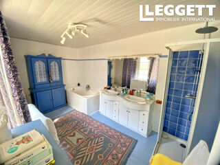  Maison à vendre 10 pièces 256 m²