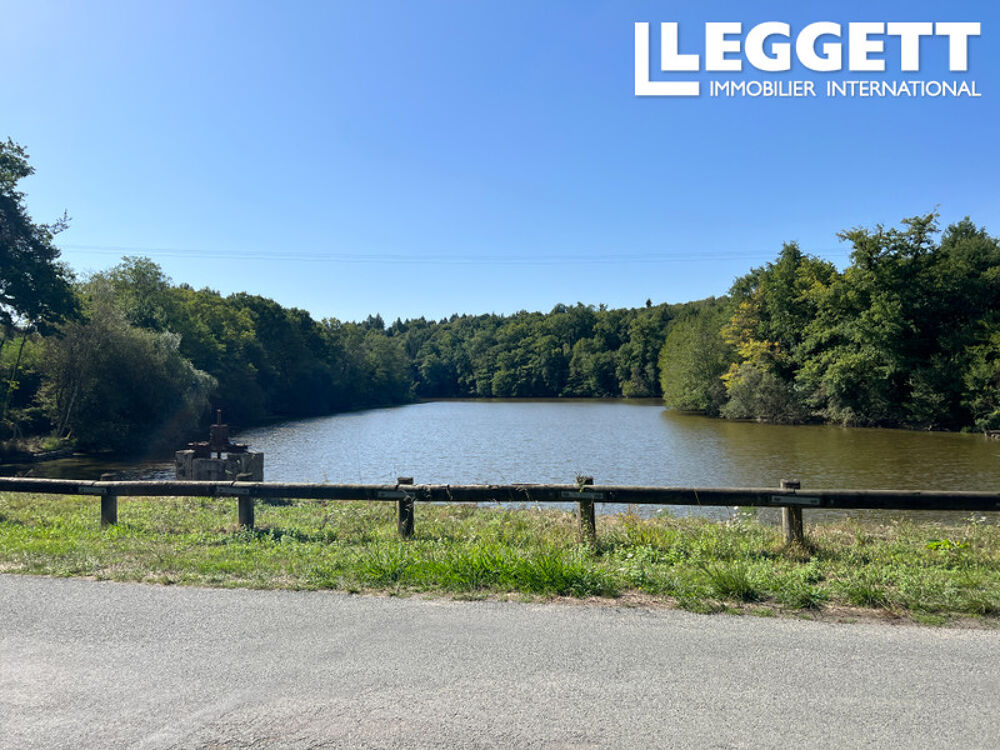Vente Maison Un charmant domaine au bord d'un lac 7ha, une maison et des granges, 12,7 ha dans le Périgord Vert, Dordogne Champniers-et-reilhac