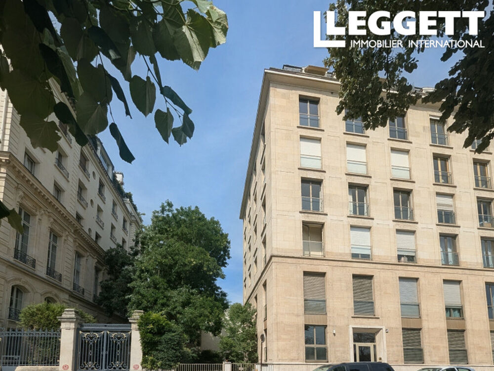Vente Appartement Paris 7e Invalides / quai de Seine, studio de 15 M2 dans un immeuble contemporain, douche wc cuisine équipée Paris 7