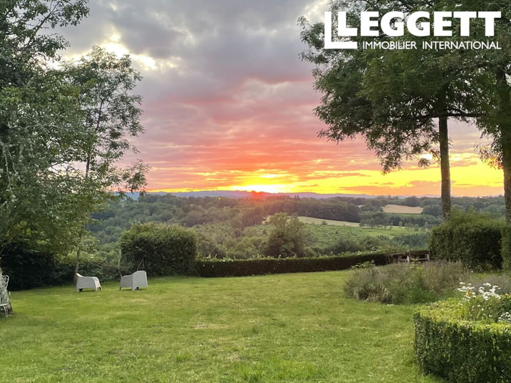 Vente Maison Une maison creusoise avec deux logements séparés, une grange et un jardin attenant avec vue imprenable. Saint-yrieix-la-montagne