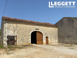  Remise / Grange � vendre 397 m� Fontclaireau