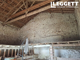  Remise / Grange � vendre 702 m�
