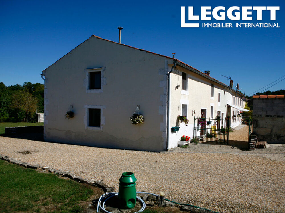 Vente Maison Charmante propriété de quatre chambres avec deux gîtes et un grand jardin. Fontaine-chalendray