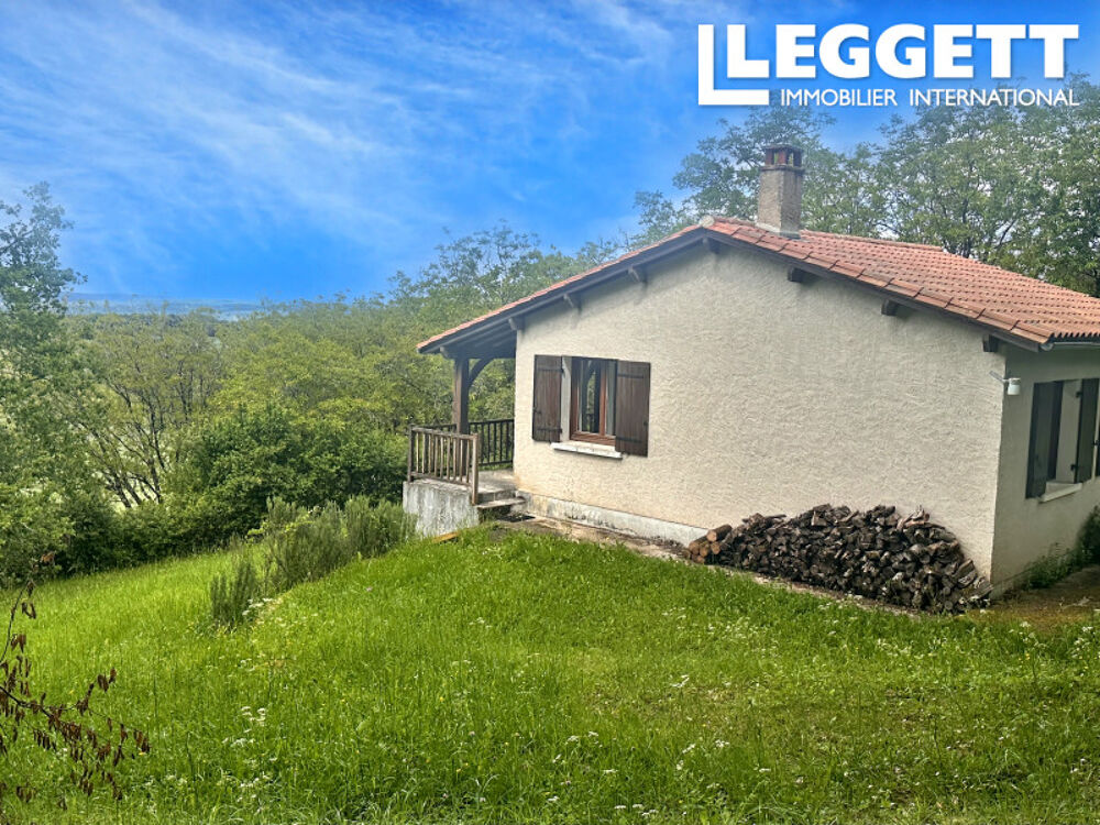 Vente Maison Propriété indépendante de 4 chambres et 3 salles de bains située dans une belle campagne offrant une vue impre Douchapt