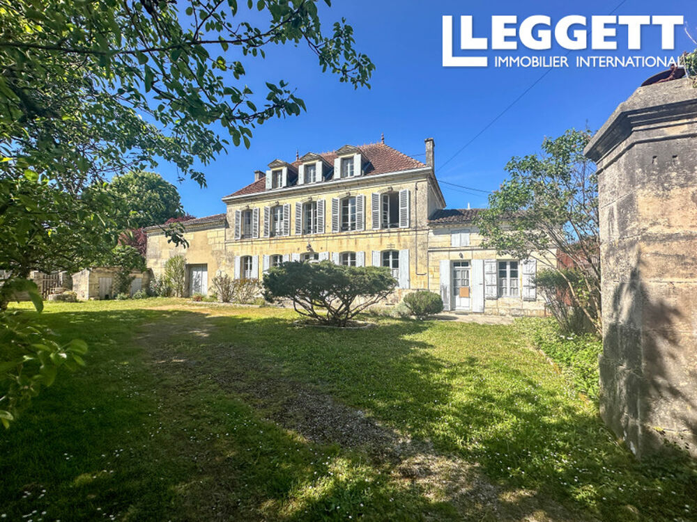 Vente Maison Maison de Maître dans un hameau calme avec jardins arborés et dépendances. 4 chambres. Proche Cognac. Migron