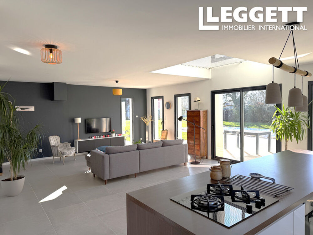 Vente Maison A proximité de Lyon,  maison d?architecte quasi neuve, vue campagne et prestations haut de gamme sur 1453 m². Saint-genis-laval