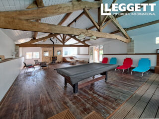  Maison à vendre 14 pièces 392 m²