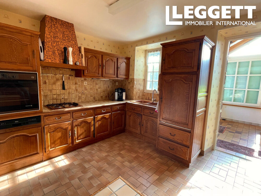 Vente Maison Spacieuse maison de campagne de 4 à 5 chambres avec piscine, granges et grand jardin Le housseau-brÉtignolles