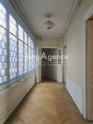  Appartement  vendre 7 pices 188 m