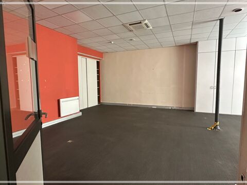   À VENDRE – Local professionnel de 106 m² 