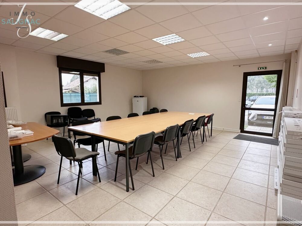   Local professionnel rue des Dimes BOURG 
