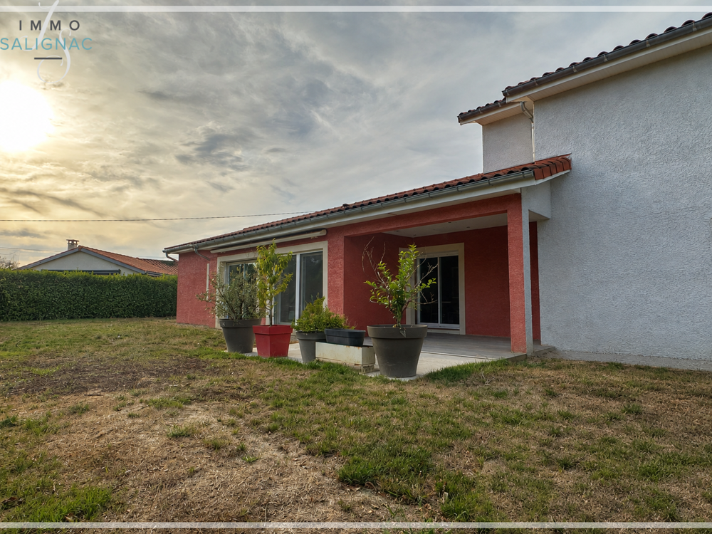 Mézériat  Maison de 6 chambres - DPE A