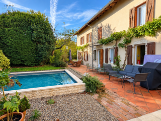 Vente Maison Longère rénovée de 190 m² avec piscine Bourg-en-bresse