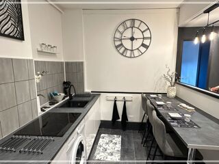  Appartement à louer 2 pièces 45 m²
