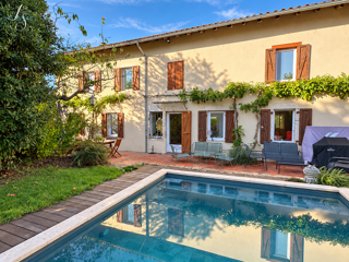 Vente Maison Longère rénovée de 190 m² avec piscine Bourg-en-bresse