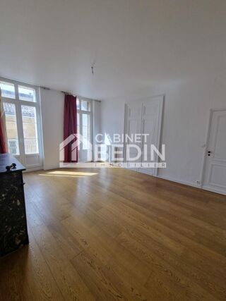  Appartement  louer 3 pices 80 m