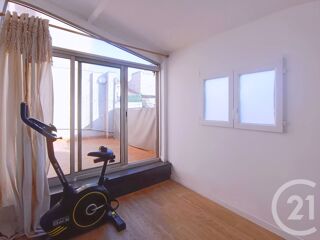  Immeuble  vendre 180 m