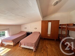  Maison à vendre 15 + pièces 900 m²