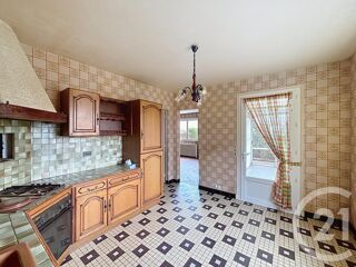  Maison � vendre 5 pi�ces 255 m�