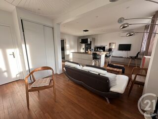  Appartement à louer 3 pièces 80 m²