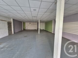  Maison à louer 1 pièce 150 m²