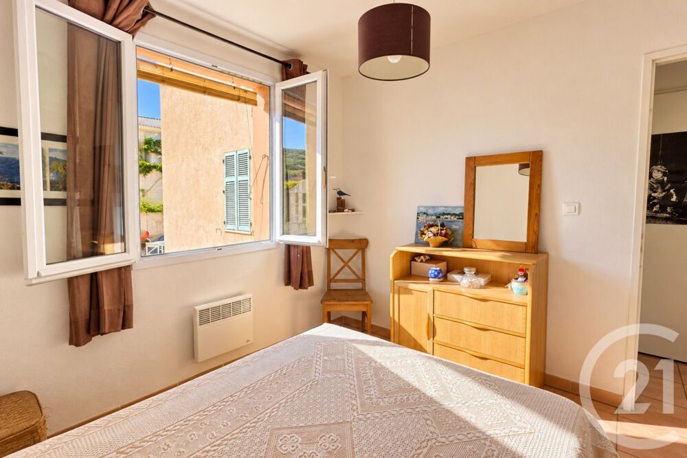 vente Appartement - 3 pièce(s) - 66 m² Saint-Florent (20217)