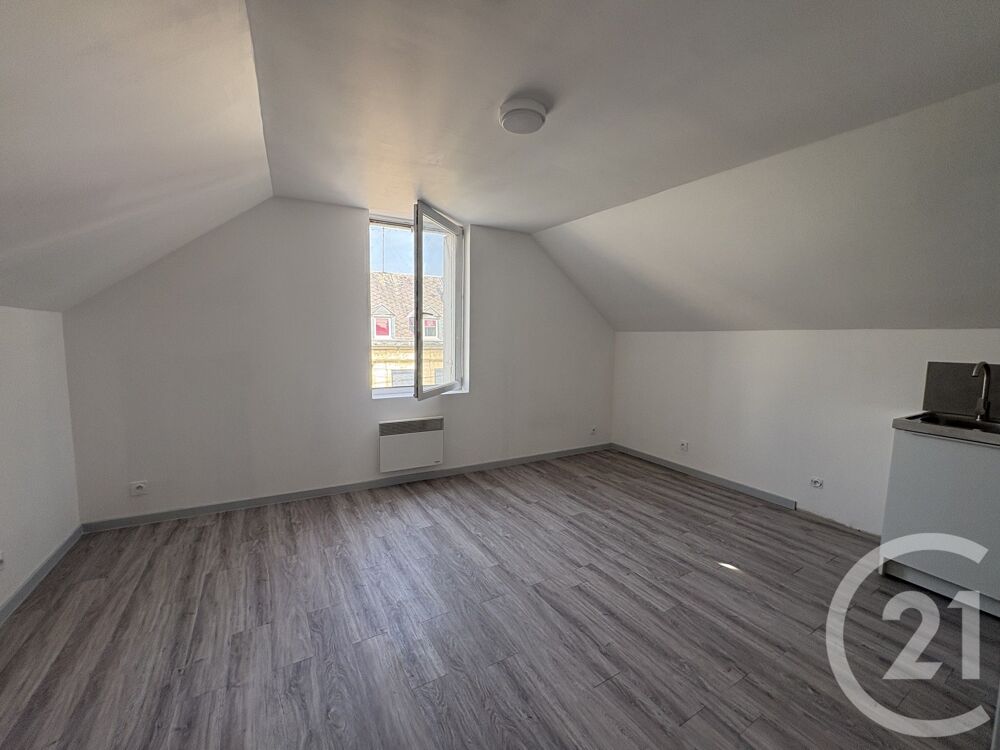 location Appartement - 1 pièce(s) - 16 m² Saint-Quentin (02100)