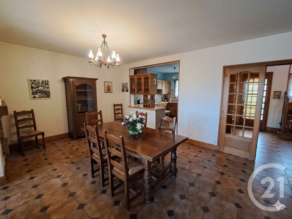 vente Maison - 8 pièce(s) - 180 m² La Chapelle-la-Reine (77760)