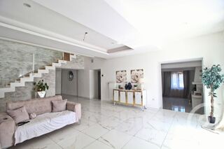  Maison à vendre 7 pièces 240 m²