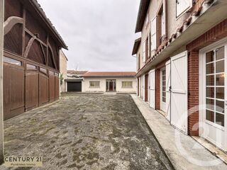  Immeuble à vendre 205 m²