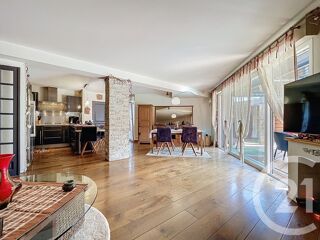  Immeuble à vendre 482 m²