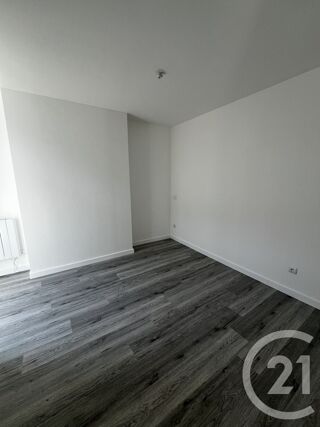  Appartement à louer 2 pièces 30 m²