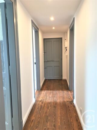  Appartement � louer 3 pi�ces 74 m� Aix les bains