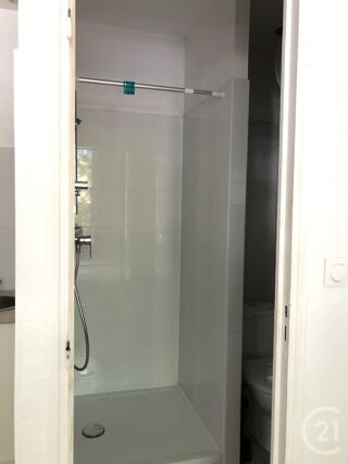  Appartement à louer 1 pièce 25 m²