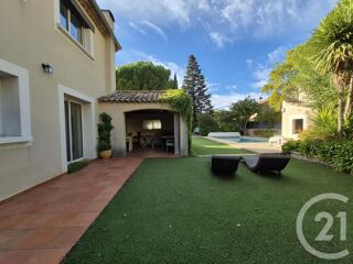 vente Maison - 8 pièce(s) - 384 m² Usclas-d'Hérault (34230)