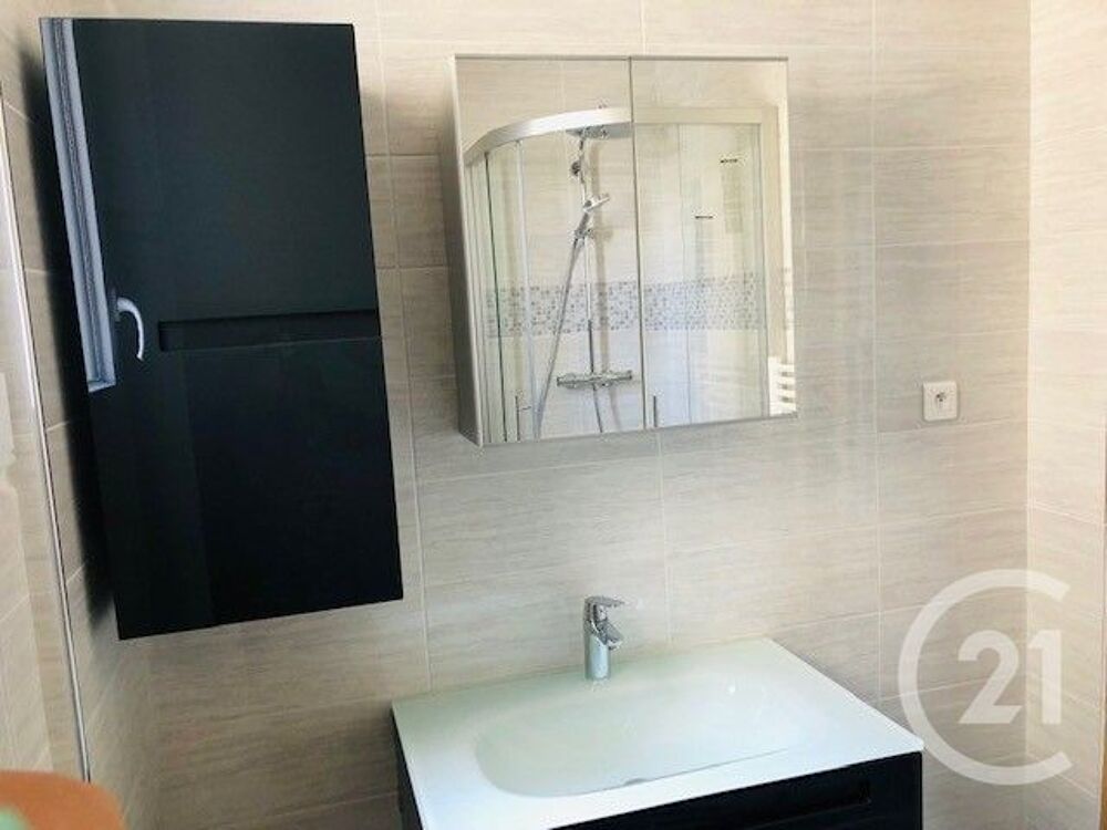 location Appartement - 3 pièce(s) - 65 m² Asnières-sur-Seine (92600)