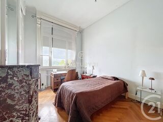  Appartement à vendre 6 pièces 165 m²